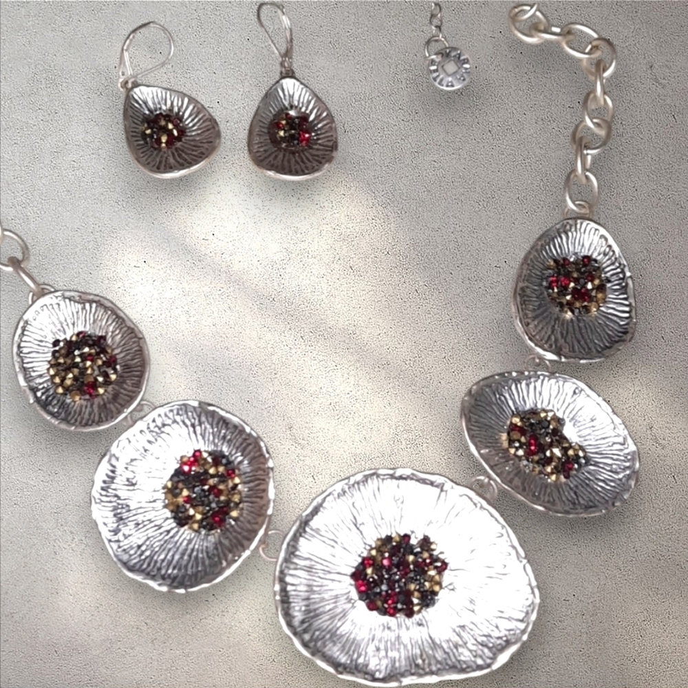 Karma Bella set necklace and earrings EUC signed bib costume jewelry